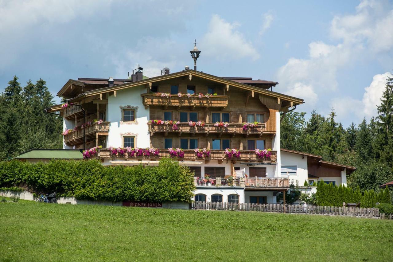 Hotel Pension Wiesenhof Kaltenbach Exterior photo